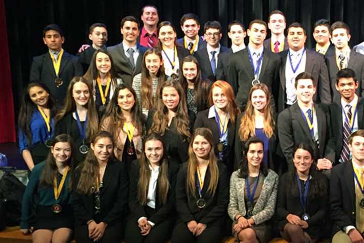 Harrison Business Club Advances To State Competition