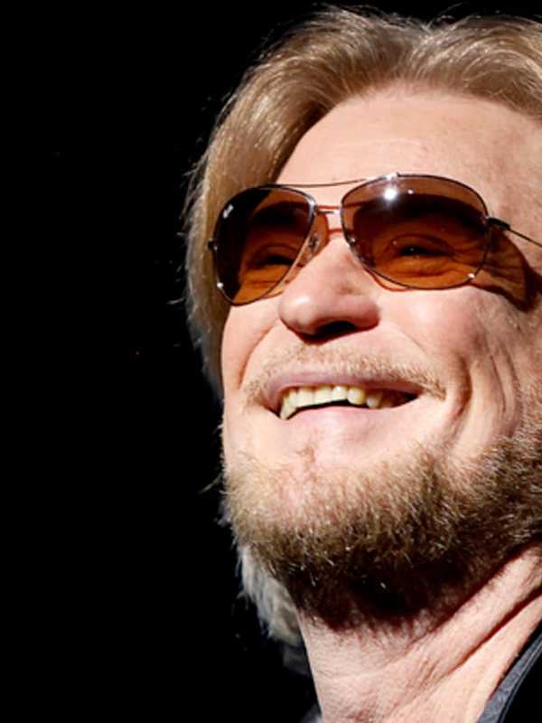 Medical Issue Forces Singer Daryl Hall To Cancel Pawling Concert