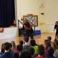 <p>F.E. Bellows Elementary School students interacted with Arnold “A-
Train” Bernard, an accomplished trickster and member of the Harlem Wizards.</p>