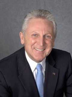 Norwalk Mayor Rilling, Trade Unions Holding Job Fair