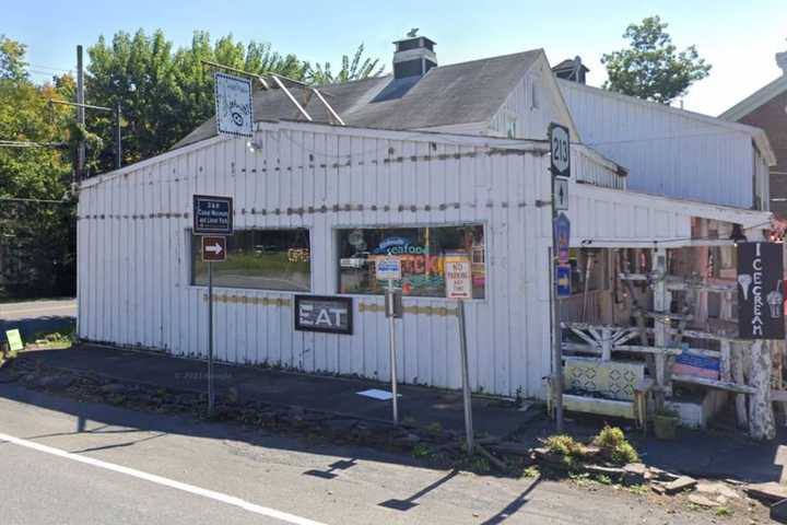 Restaurant Permanently Closes In Area