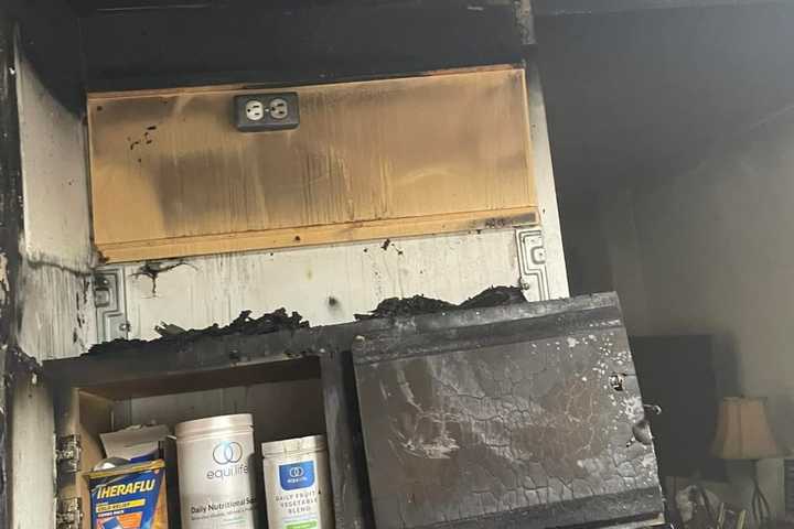 Late-Night Meal Leads To Blaze In Holyoke Apartment: Firefighters