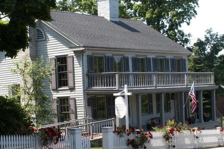 Kids Learn About Printing Press In Chappaqua's Greeley House Program