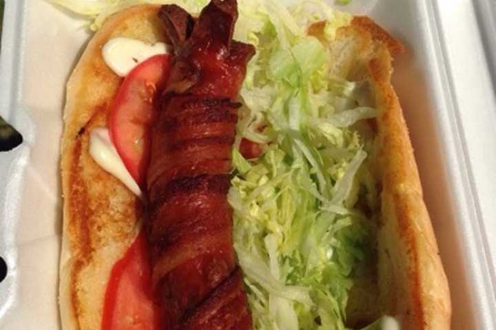 Hot Diggity Grill In Hawthorne Strives For Win In DVlicious Contest
