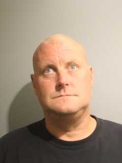 Motorist's Complaint Leads To DUI Charge For Darien Man In Wilton, Police Say