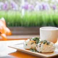 Tenafly Reels In Cantonese Seafood Joint