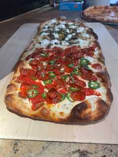 New Huntington Pizzeria Offers Italian & NY-Style Pies Made With A Twist