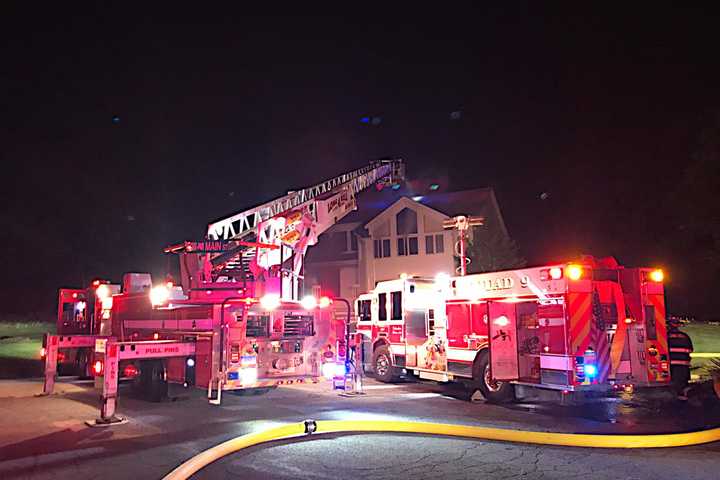 Smoke Detectors Awaken Residents Of Burning Home In Trumbull