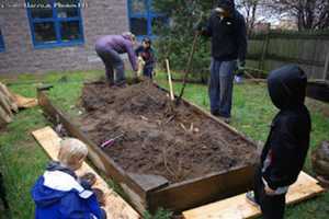 Bogota PTO Refurbishes Student Garden