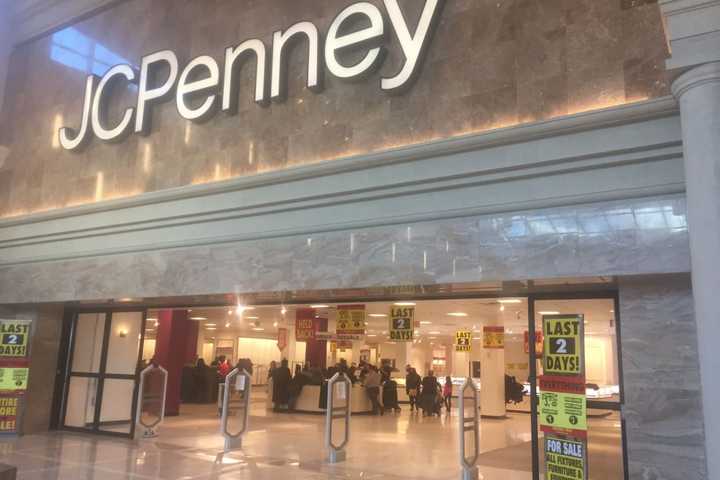 Last Look Inside Garden State Plaza J.C. Penney; Store Closing Saturday