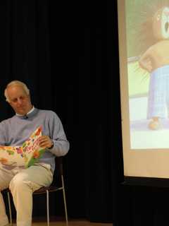 Norwalk's Stepping Stones Museum Celebrates Reading With Family Story Time