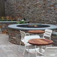 <p>The Eastchester Barnes &amp; Noble Kitchen includes a 3,000-square-foot patio seating area.</p>