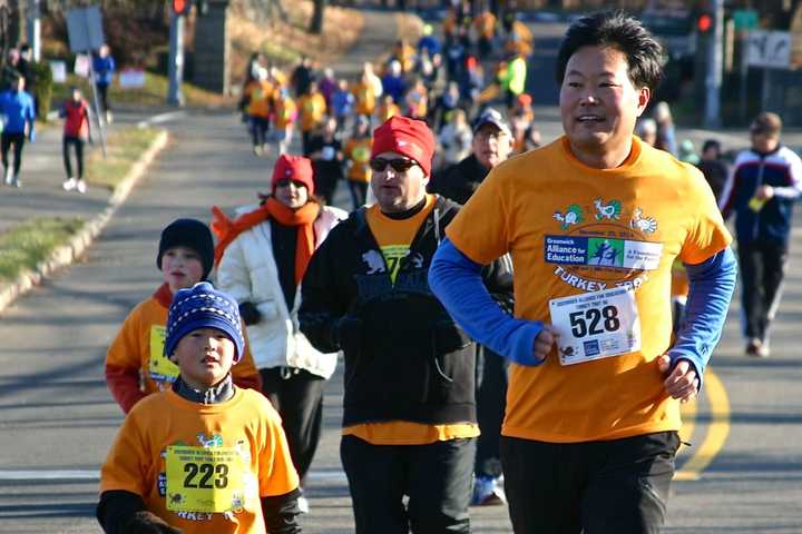 Run Off The Thanksgiving Feast At Greenwich Turkey Trot