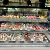 <p>Paris Baguette opened at 924 Old Country Road in Garden City</p>