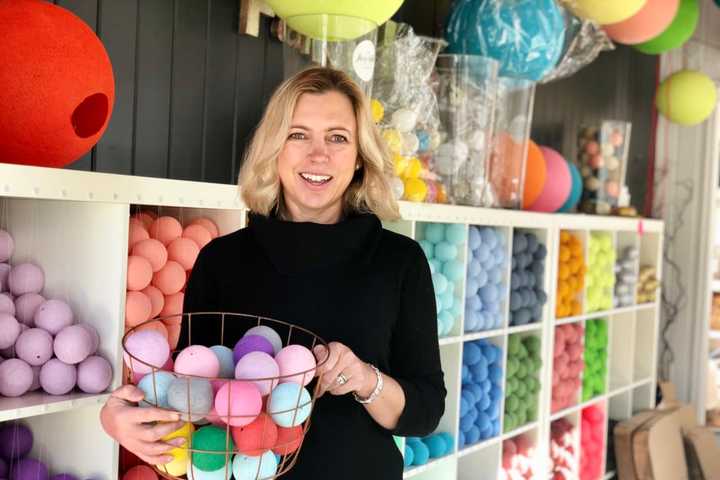 Let There Be Light: Larchmont Entrepreneur's Online Business Burns Bright