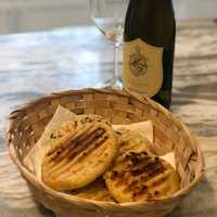 <p>Any way you choose to eat them, arepas go great with everything from wine to chocolate.</p>