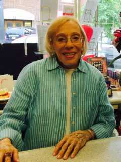 Candy'n Cards Closing In Scarsdale After 50 Years