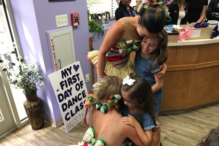 All Smiles As Rockettes Surprise North Arlington Sisters