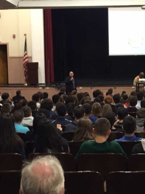 Bergen County Sheriff's Department Warns Rutherford Students About Heroin