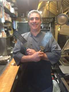 Does Frankie's Waffles & Burgers In Mahopac Have The DVlicious Best Burger?