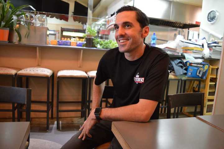 Hand-Rolled Bagels Bring Crowds To Hillsdale Coffee House