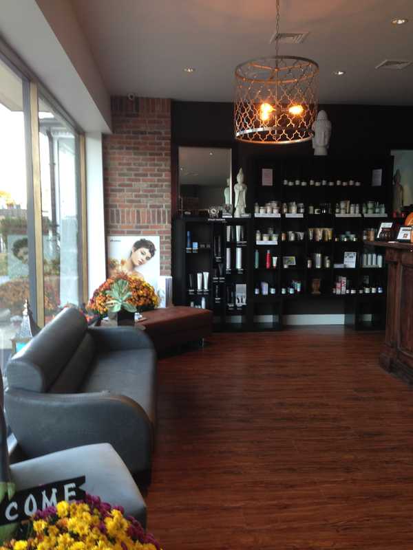 Ridgewood Salon Kicks Off Teal Thursdays