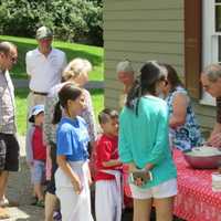 Strawberry Festival Brings Large Crowd To North Salem