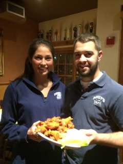 Porky's In Shelton Is A DVlicious Fairfield County Wings Finalist 