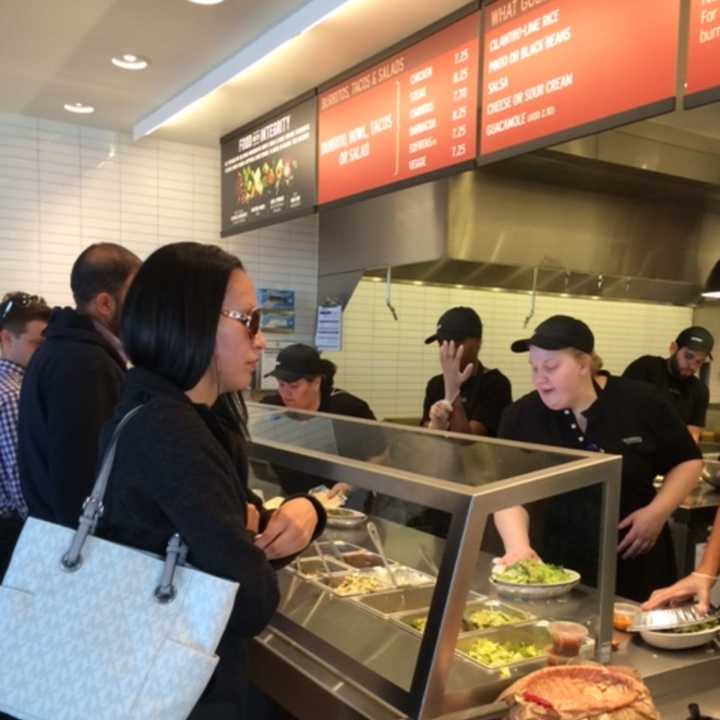 Burrito fans line up at the new Chipotle at Bridgeport&#x27;s Steel Point.