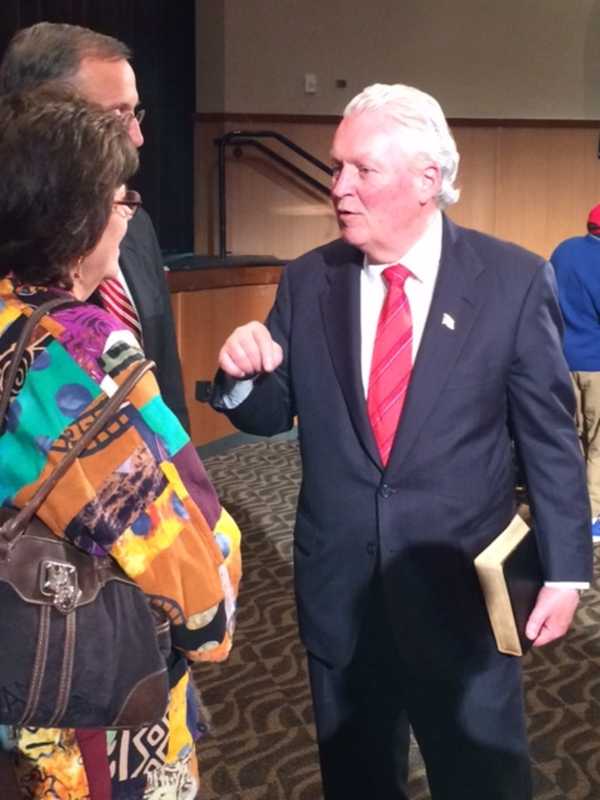 Tetreau Calls For Unity As He Officially Begins Second Term In Fairfield
