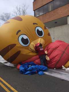 Strong Winds Ground Balloons As Thanksgiving Parade Steps Off In Stamford