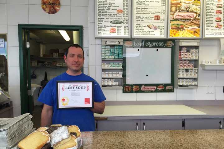 Bagel Express In Hawthorne Receives DVlicious 'Best Soup' Certificate