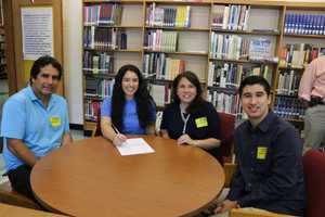 Lakeland Tennis Player Signs Letter Of Intent