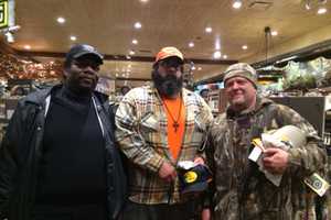 Hunting, Fishing Fans From Stratford Flock To New Bass Pro Shops