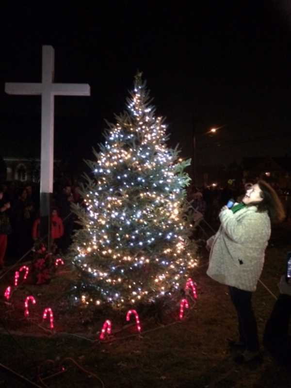 Christmas Tree Ceremony Lights Up Bridgeport's Black Rock Neighborhood