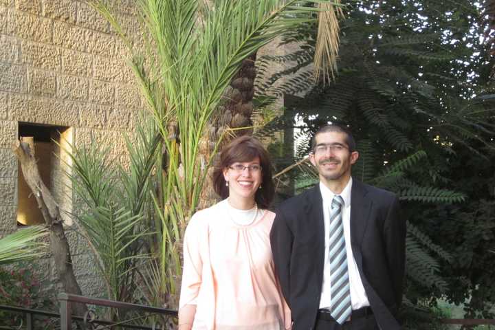 Surfing Rabbi Creates Wave Of Goodwill At Fairfield Synagogue