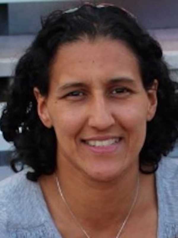 Maribel Sanchez Souther, 41, Former Yorktown HS Track Star, Dies Of Cancer