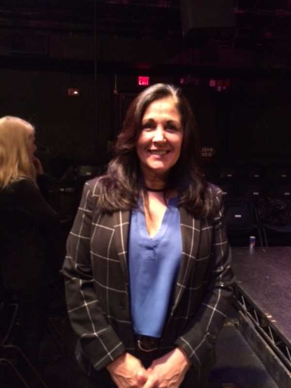 'Mama P' Becomes Uber Driver Extraordinaire To Fairfield College Students