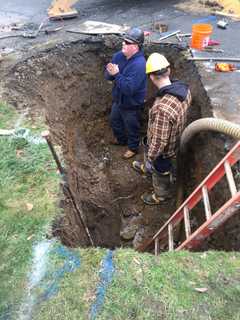 Mahwah DPW Workers Repair Water Main Break