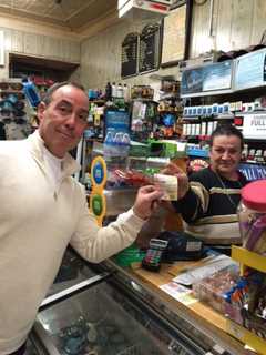 Powerball Fever Strikes Stratford As Jackpot Hits Record $700 Million