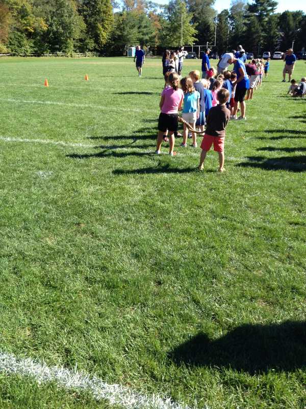 Royle School Families Enjoy Back-To-School Picnic In Darien
