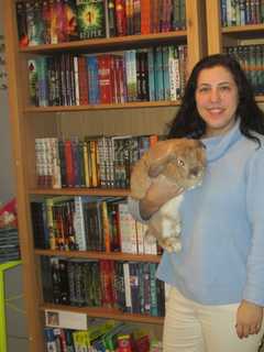 Westchester Welcomes New Bookstore