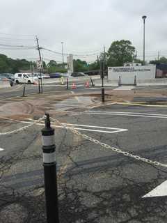 Water Leak Shuts Hackensack's Shops At Riverside Mall