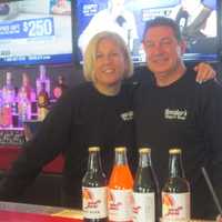 New Wing Joint Spices Up Mohegan Lake