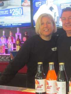New Wing Joint Spices Up Mohegan Lake