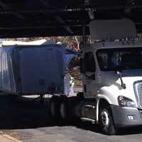 <p>The trailer was unhitched and pulled out.</p>