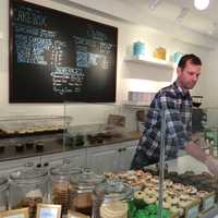 Coastal Cupcake Lovers Swoon As Ridgefield Bakery Opens Westport Shop
