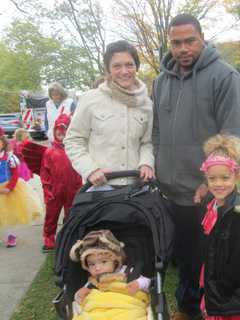 Kids Show Off Halloween Costumes At Briarcliff Ragamuffin Parade