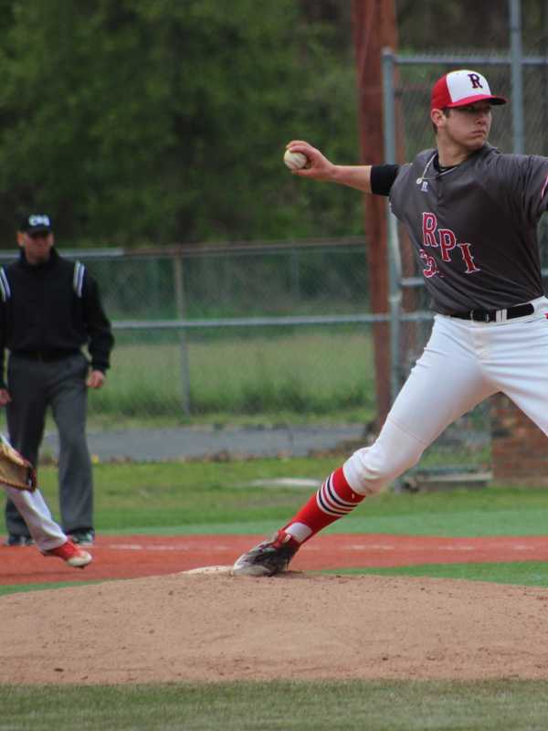 Ardsley HS Grad Snags Honors Pitching For College Team