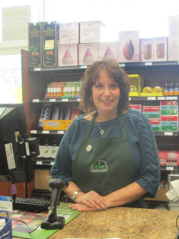 Supermarket, Supplement Store Aim To Keep Hartsdale Healthy